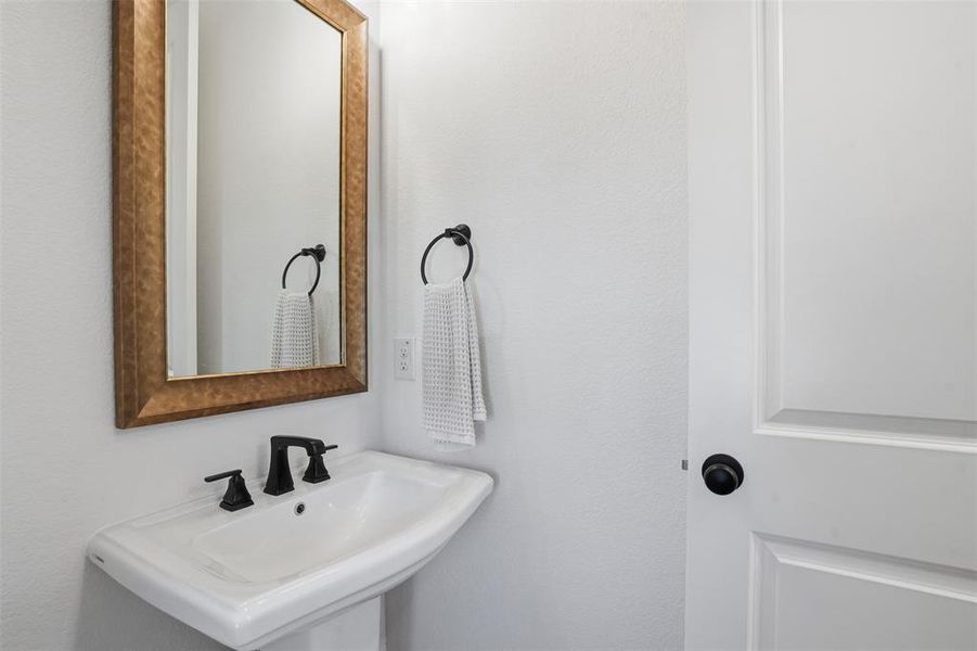 Image 32 of a home in Ventana.