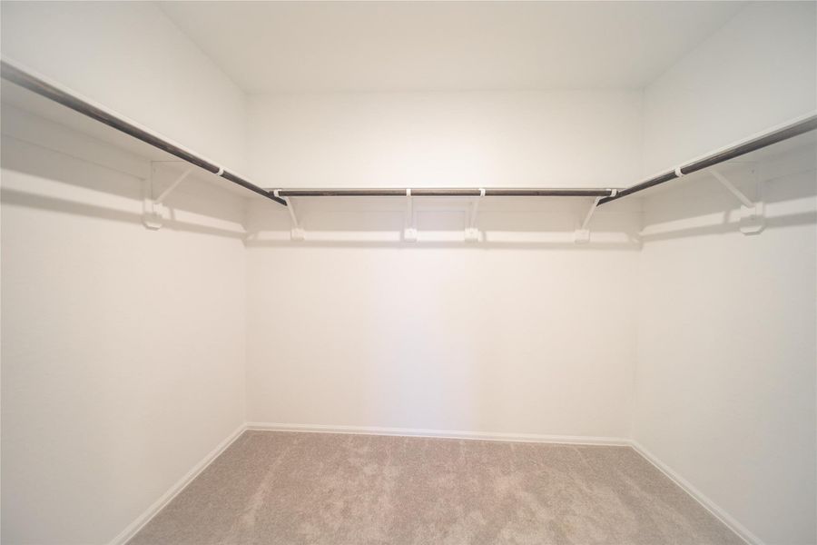 Spacious, unfurnished interior of a new home in , Baytown (Image 14).