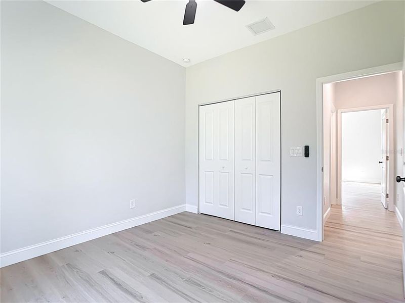 Spacious, unfurnished interior of a new home in , Englewood (Image 17).