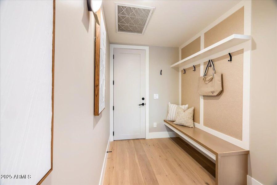 065-IMG_6957 065-IMG_6957