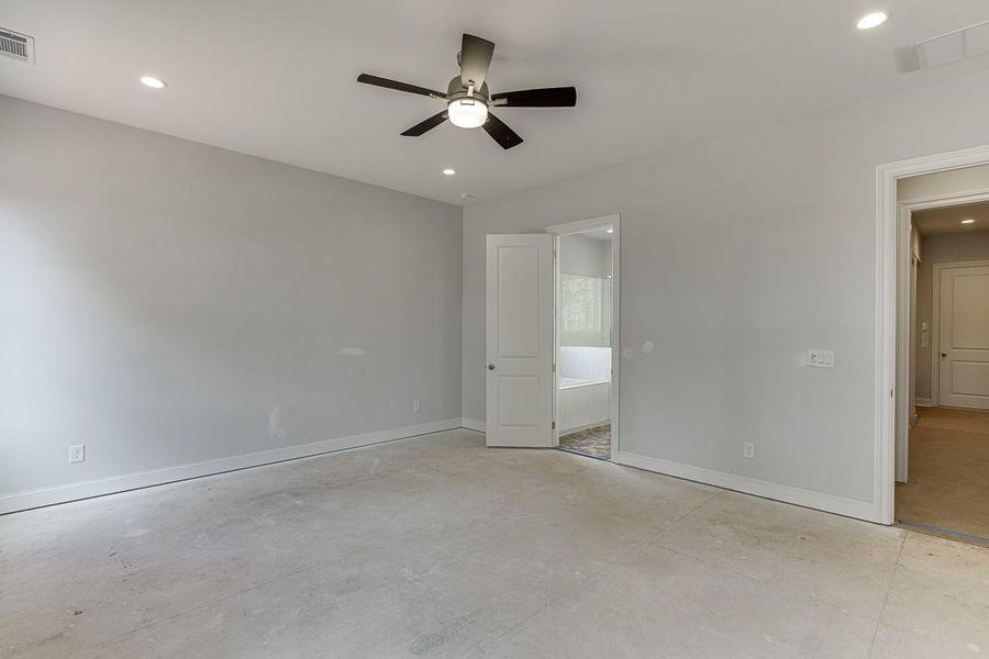 Spacious, unfurnished interior of a new home in , Buford (Image 28).