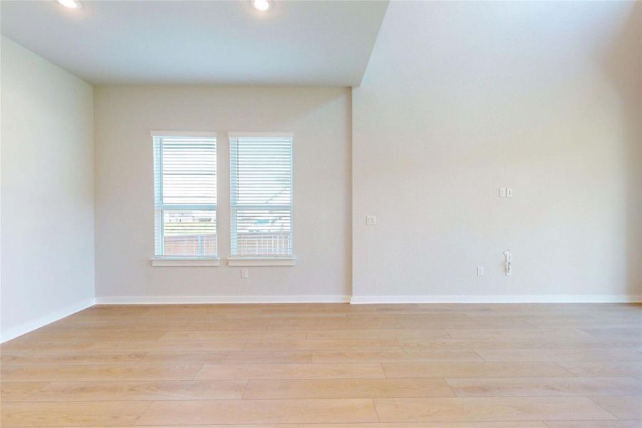 Spacious, unfurnished interior of a new home in Cedar Brook, Leander (Image 21).