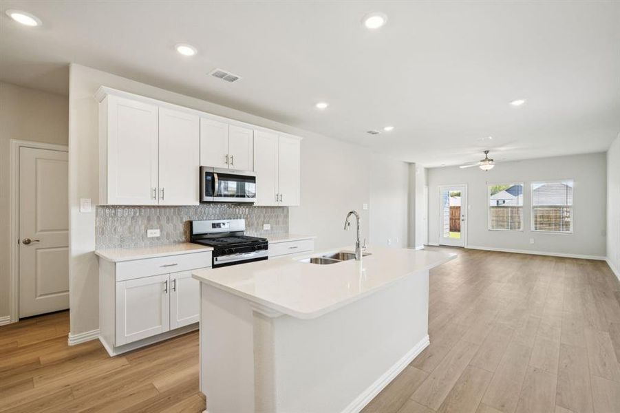 Furnished interior view inside a new home in Lakehaven - Spring Series, Farmersville (Image 5). Furnished interior view inside a new home in Lakehaven - Spring Series, Farmersville (Image 5).
