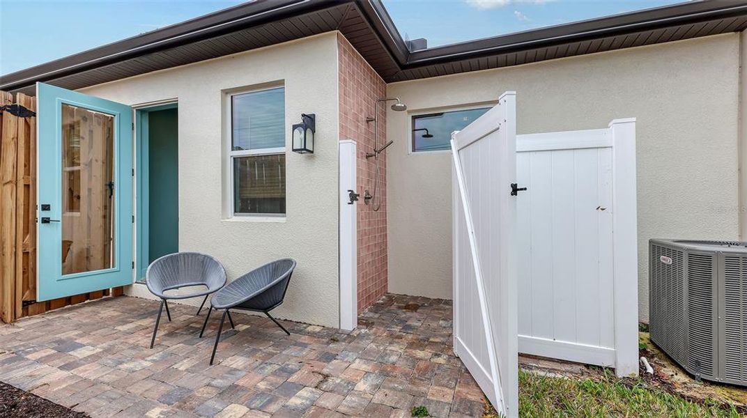 Exterior details and patio area of a home in , Sarasota (Image 34).