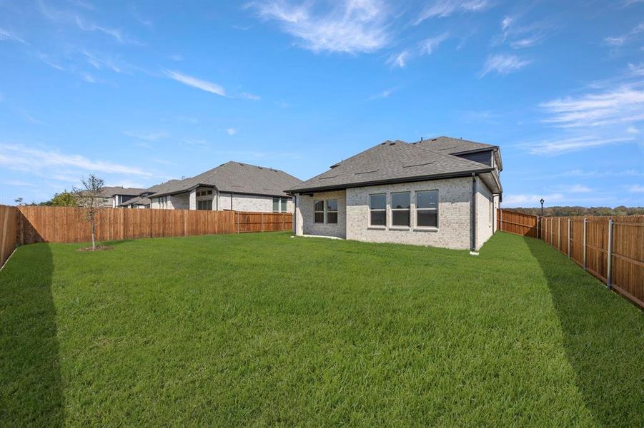 Exterior details and patio area of a home in Brookfield, Melissa (Image 4). Exterior details and patio area of a home in Brookfield, Melissa (Image 4).