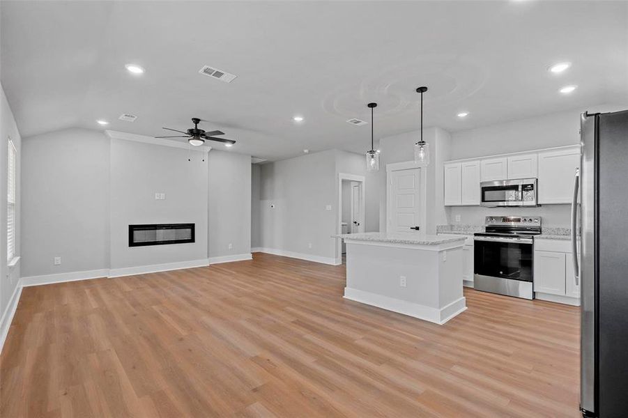 Spacious, unfurnished interior of a new home in , Tolar (Image 35). Spacious, unfurnished interior of a new home in , Tolar (Image 35).