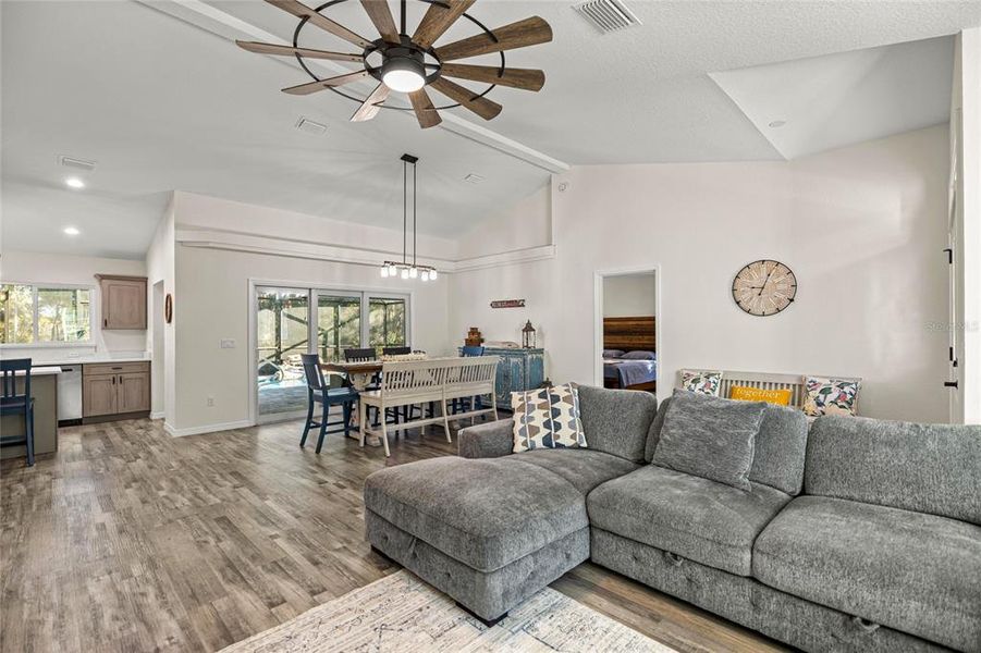 Furnished interior view inside a new home in , Dunnellon (Image 16).
