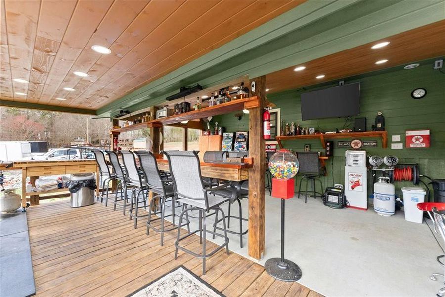 Community amenities in , Demorest (Image 54).