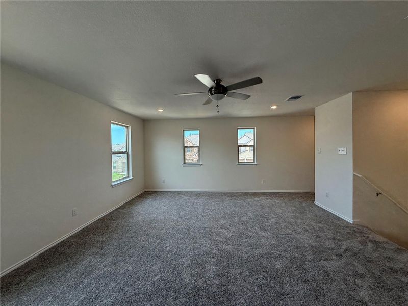 Spacious, unfurnished interior of a new home in River Bluff, Leander (Image 18). Spacious, unfurnished interior of a new home in River Bluff, Leander (Image 18).