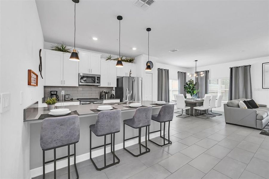 Furnished interior view inside a new home in , Kissimmee (Image 22).