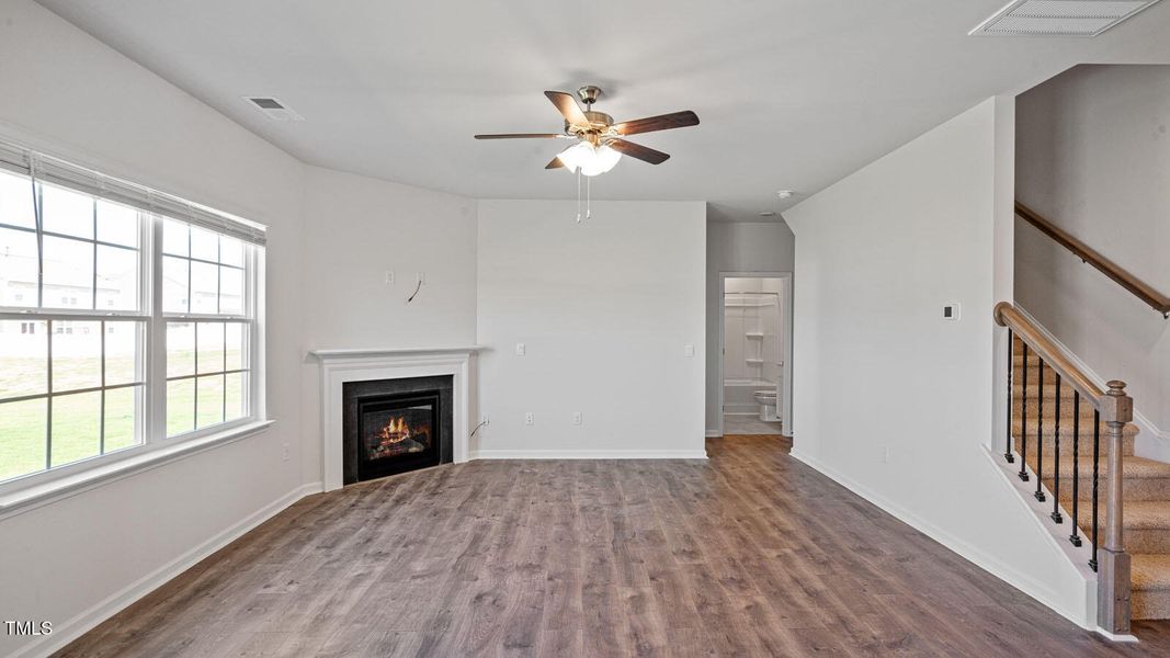 Living and Dining Area