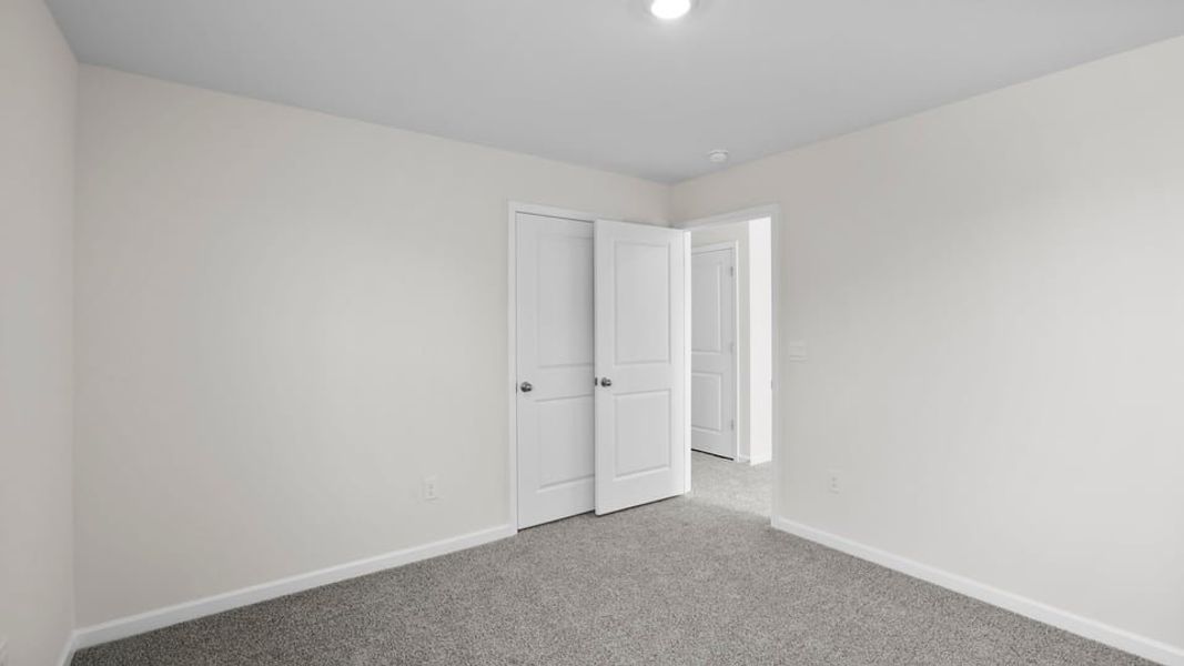 Spacious, unfurnished interior of a new home in Durbin Meadows, Fountain Inn (Image 28).