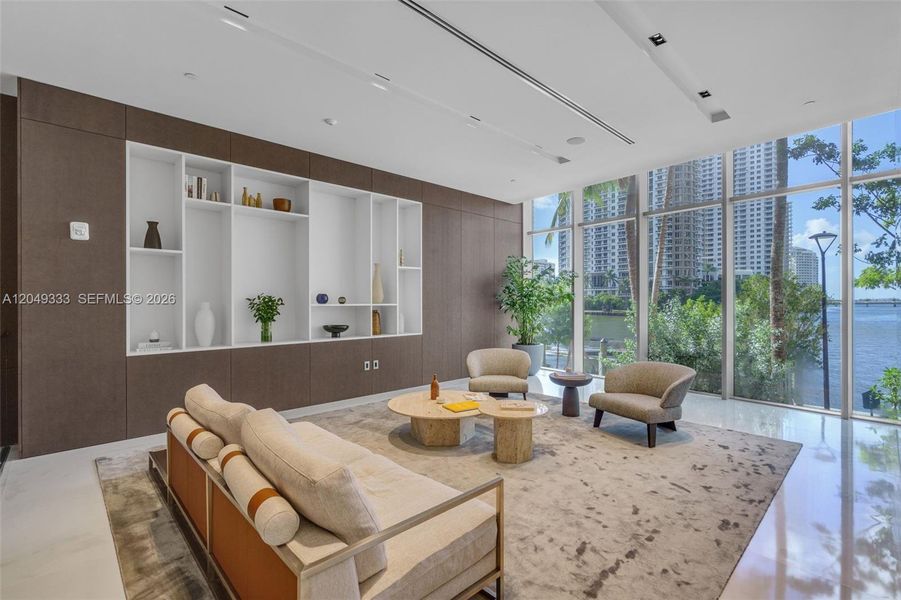 Community amenities in , Miami (Image 38).