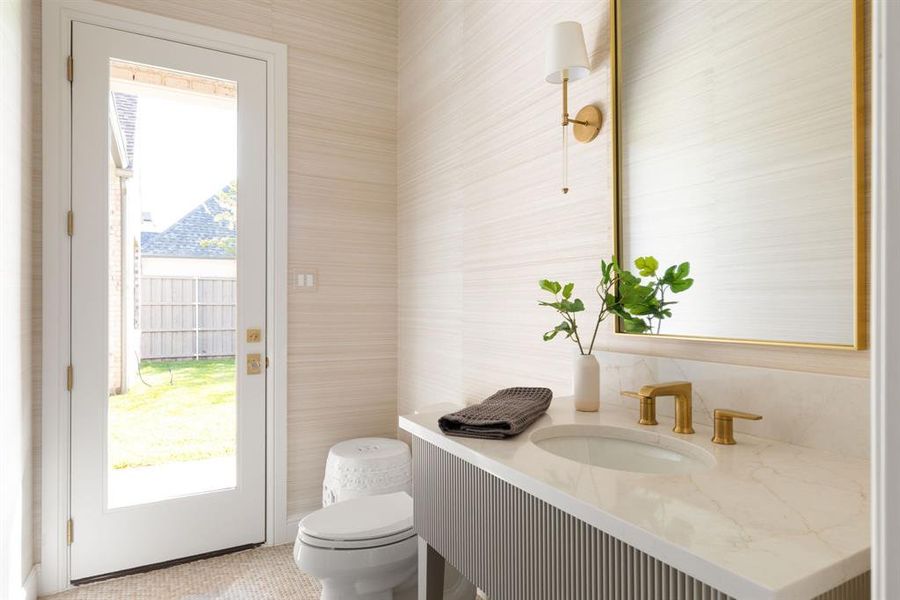 Furnished interior view inside a new home in , Dallas (Image 25).