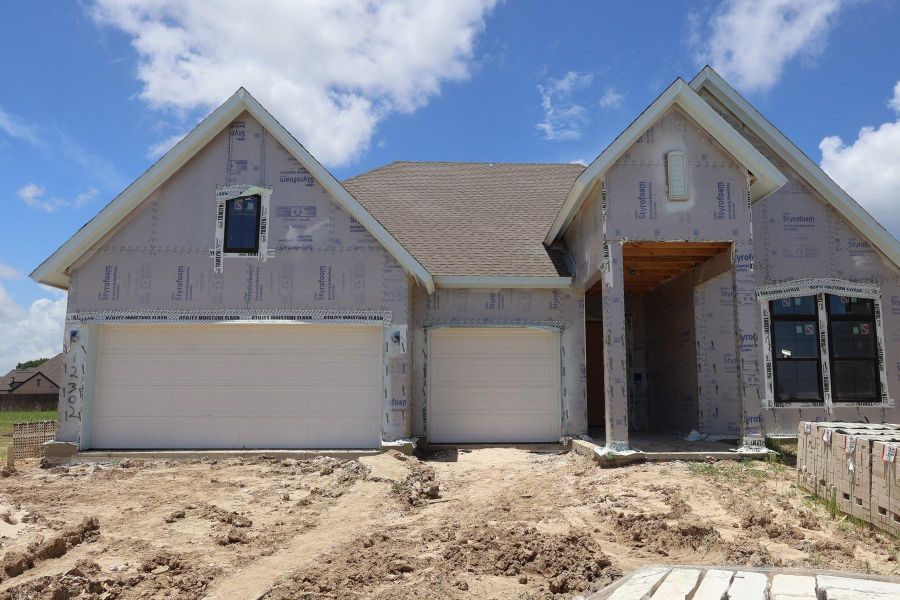 In-progress construction of a new home in , Mont Belvieu, TX (Image 6). In-progress construction of a new home in , Mont Belvieu, TX (Image 6).
