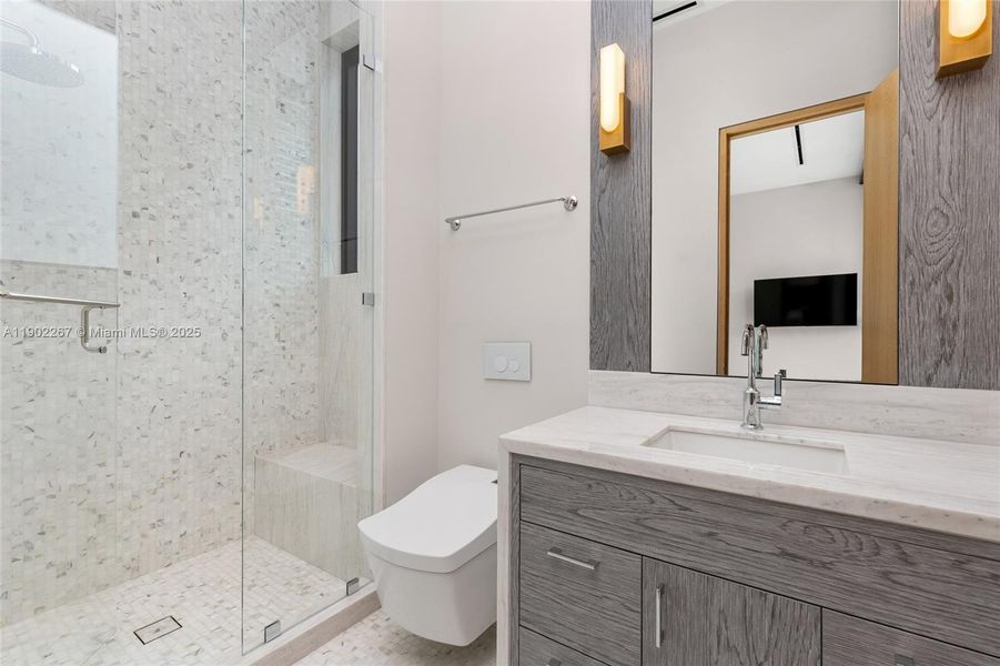 Furnished interior view inside a new home in , Fort Lauderdale (Image 63).