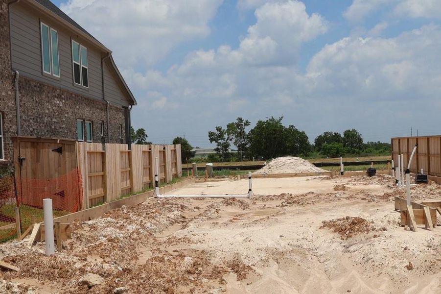 Every foundation at DWH is engineered and it’s inspected three times! We do not do “batch” testing. Rest easy knowing your foundation comes with a 10 year warranty. Every foundation at DWH is engineered and it’s inspected three times! We do not do “batch” testing. Rest easy knowing your foundation comes with a 10 year warranty.