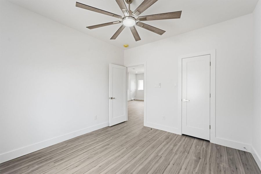 Spacious, unfurnished interior of a new home in , Houston (Image 15).