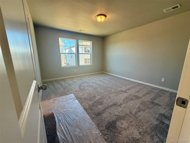 Image 11 of a home in Sky Ranch - Highland Collection. Image 11 of a home in Sky Ranch - Highland Collection.