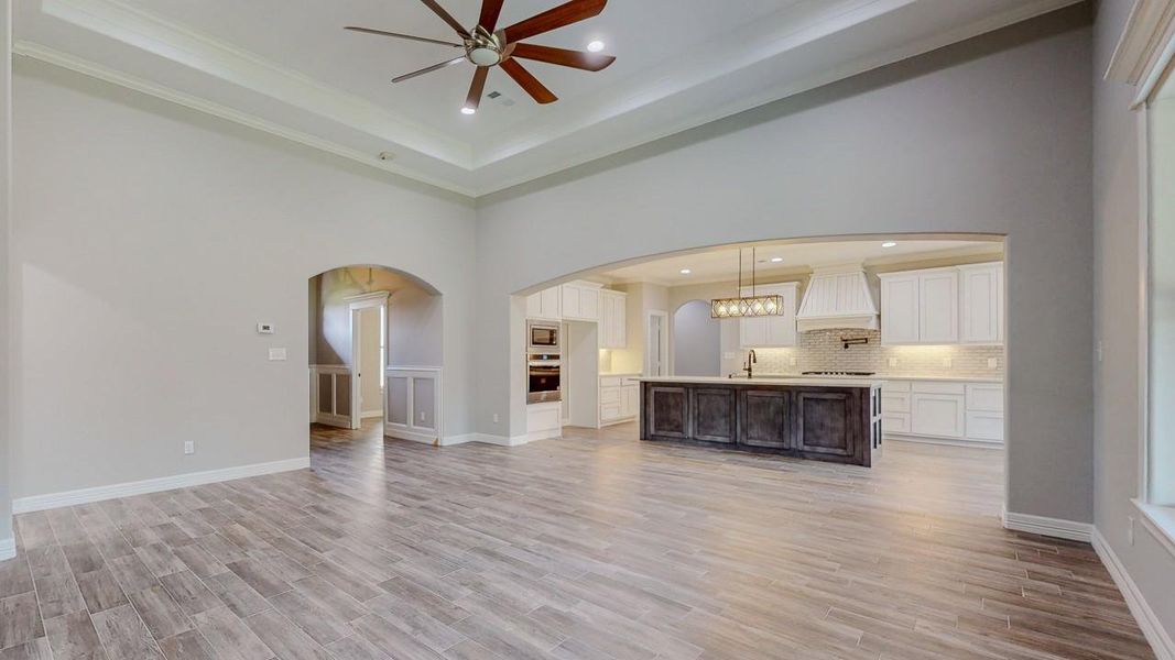 Spacious, unfurnished interior of a new home in , Beaumont (Image 37).