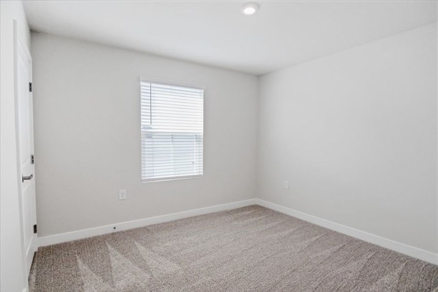 Spacious, unfurnished interior of a new home in Wren Woods Ranches, Gray Court (Image 15).