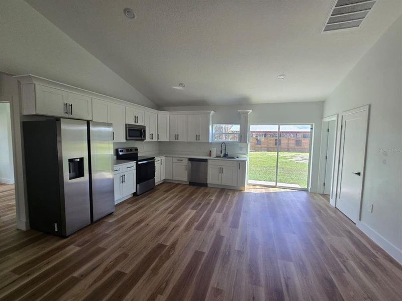 Spacious, unfurnished interior of a new home in , Morriston (Image 8).