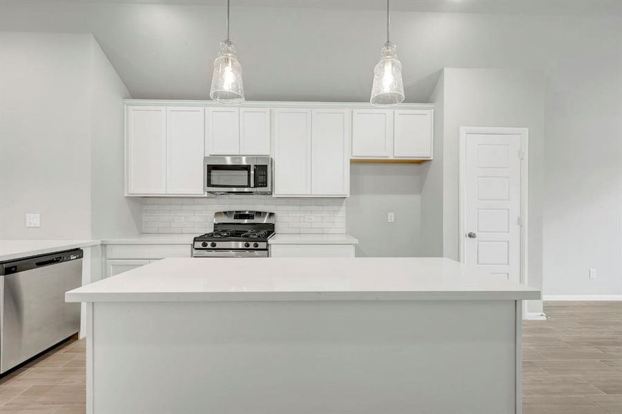 Furnished interior view inside a new home in Elevon, Lavon (Image 5).