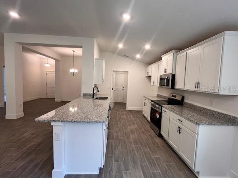 Furnished interior view inside a new home in Abbey Glen, Dade City (Image 6). Furnished interior view inside a new home in Abbey Glen, Dade City (Image 6).