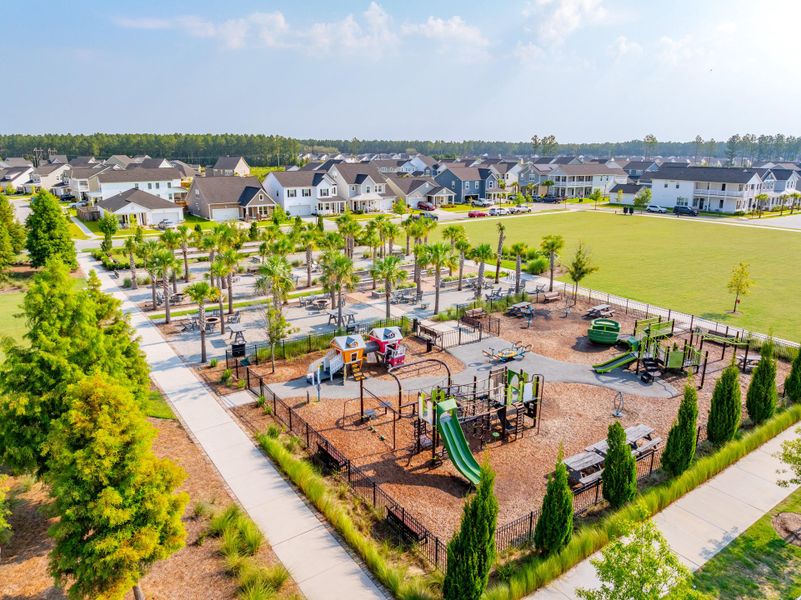 Image 24 of a home in Heron's Walk at Summers Corner: Carolina Collection.