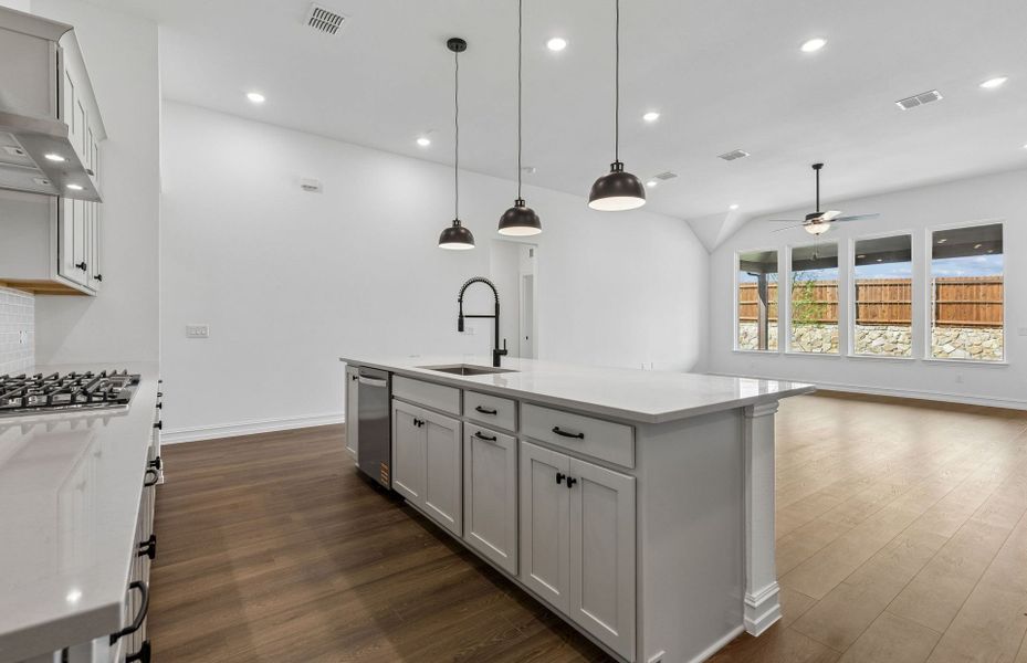 Representative furnished interior of a home built from the Azle by Pulte Homes in Wilson Creek Meadows, Celina (Image 11).