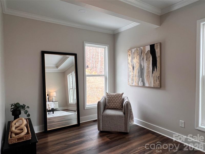 Furnished interior view inside a new home in , Dallas (Image 6).