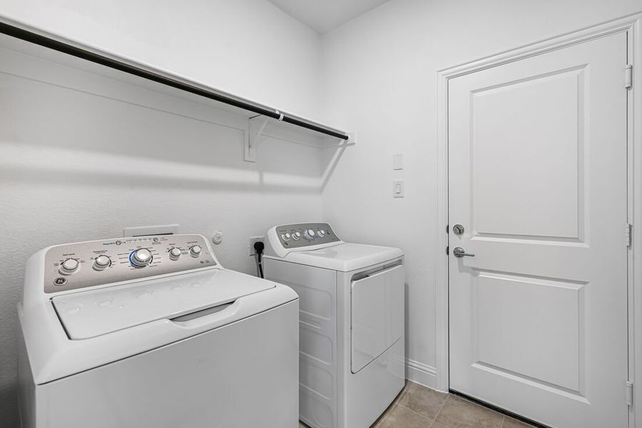 Furnished interior view inside a new home in Madero 50s, Fort Worth (Image 11). Furnished interior view inside a new home in Madero 50s, Fort Worth (Image 11).