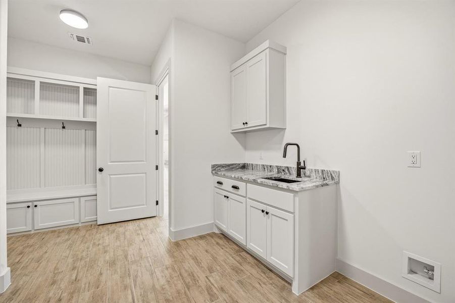 Furnished interior view inside a new home in , Glen Rose (Image 9).