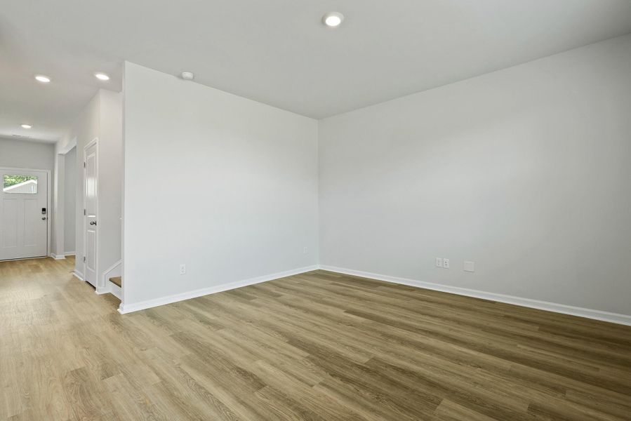 Spacious, unfurnished interior of a new home in , Manning (Image 15).