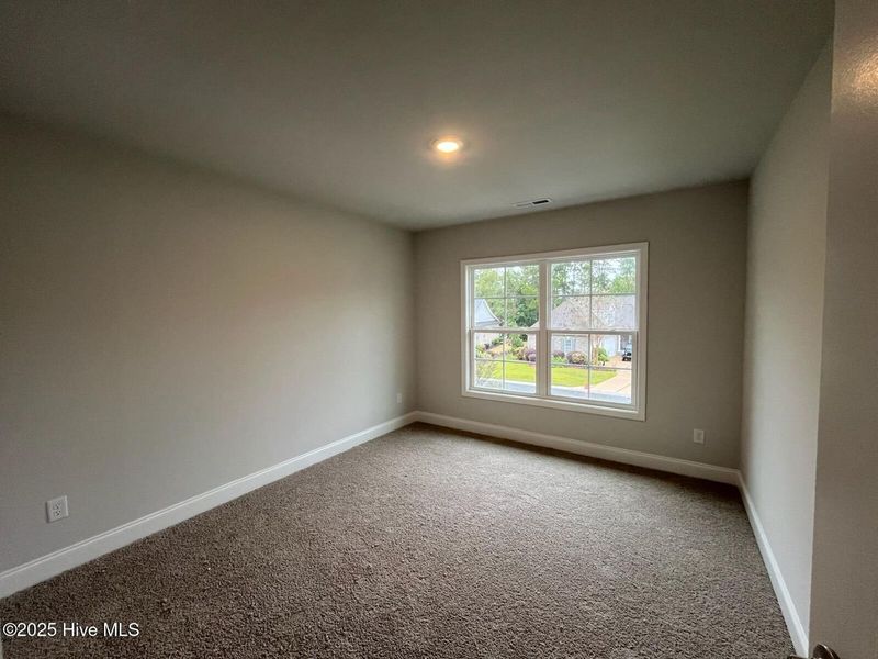 Spacious, unfurnished interior of a new home in Palmetto Creek, Bolivia (Image 25).