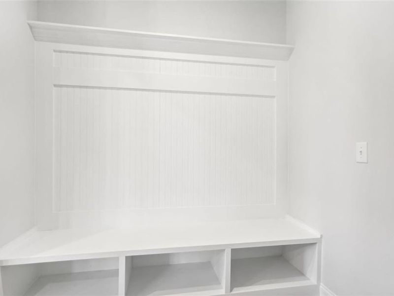 Spacious, unfurnished interior of a new home in Wehunt Meadows, Hoschton (Image 54).