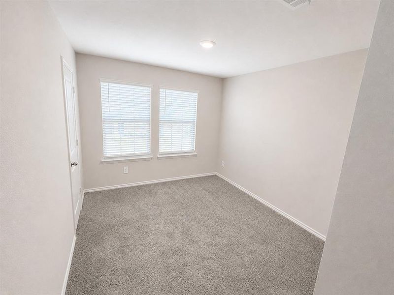 Spacious, unfurnished interior of a new home in Bluff Springs, Ferris (Image 19). Spacious, unfurnished interior of a new home in Bluff Springs, Ferris (Image 19).