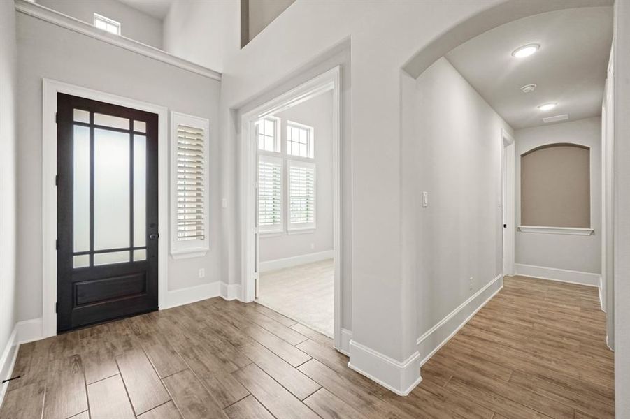 Image 22 of a home in Summit at Lake Travis.