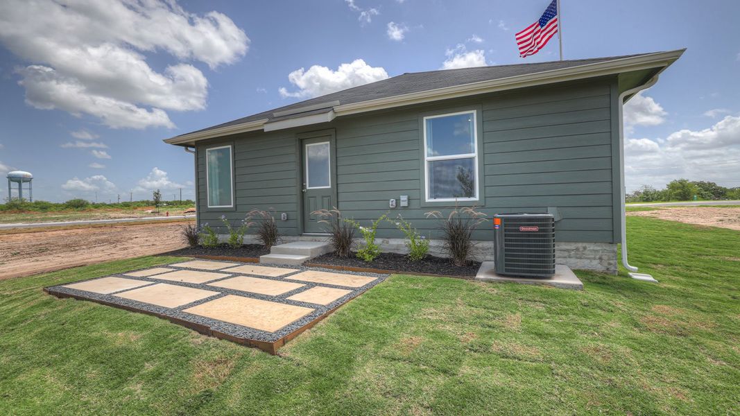Representative exterior photo of a completed home built from the The Emma by D.R. Horton in Navarro Fields, Seguin, TX (Image 19). Representative exterior photo of a completed home built from the The Emma by D.R. Horton in Navarro Fields, Seguin, TX (Image 19).