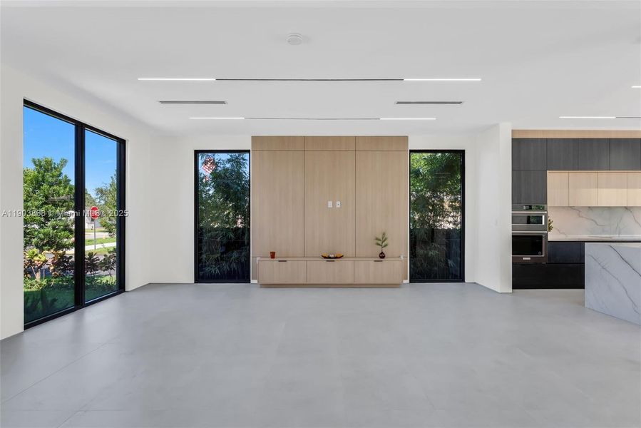 Image 40 of a home in .