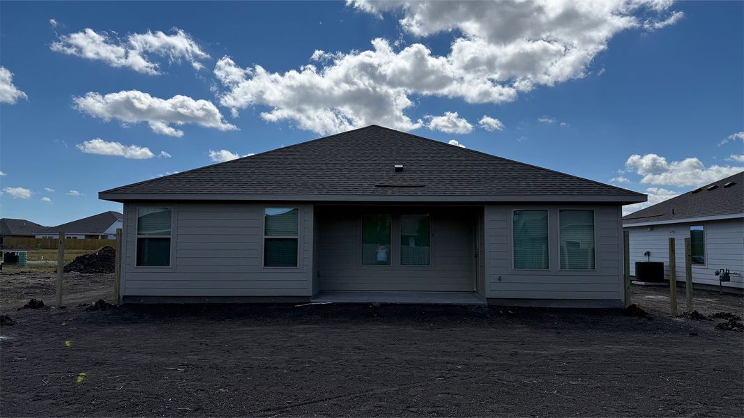 Image 24 of a home in London Towne.