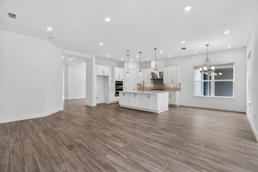 Spacious, unfurnished interior of a new home in Center Lake Ranch Community Group Page, St. Cloud (Image 17).
