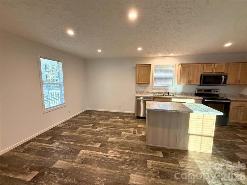 Image 10 of a home in .