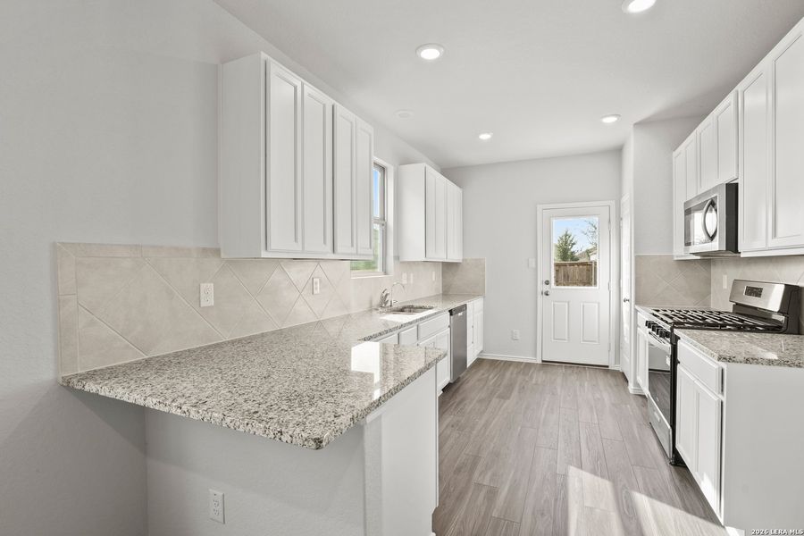 Furnished interior view inside a new home in Blue Ridge Ranch, San Antonio (Image 8). Furnished interior view inside a new home in Blue Ridge Ranch, San Antonio (Image 8).