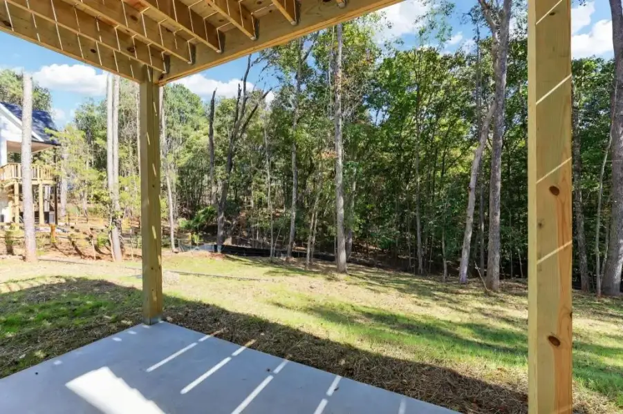 Exterior details and patio area of a home in , Lula (Image 3).