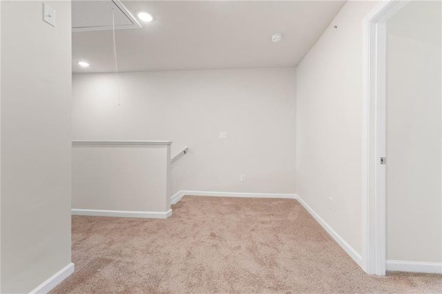 Spacious, unfurnished interior of a new home in Carolina, Palmetto (Image 15). Spacious, unfurnished interior of a new home in Carolina, Palmetto (Image 15).