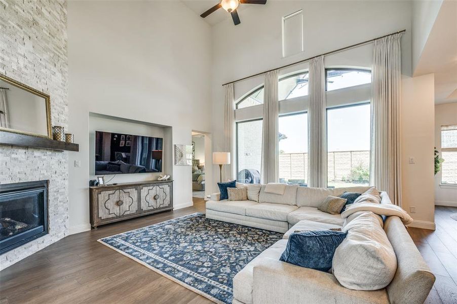 Furnished interior view inside a new home in , Mansfield (Image 22).
