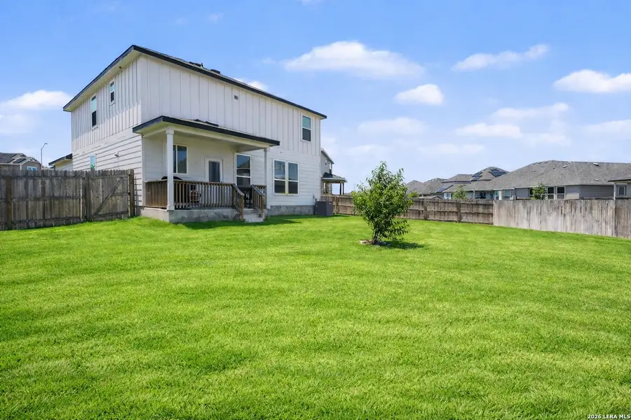 Exterior details and patio area of a home in Lily Springs, Seguin (Image 23).
