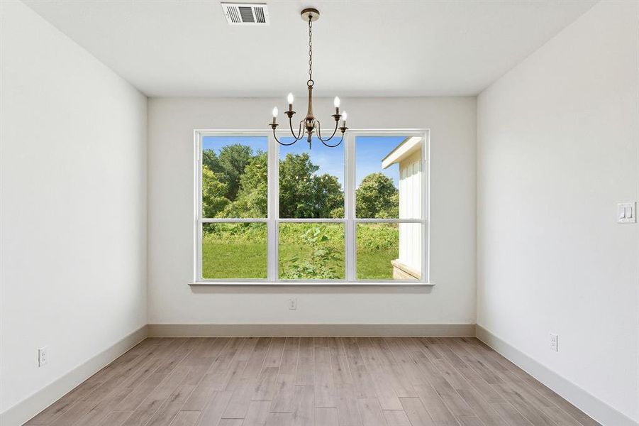 Spacious, unfurnished interior of a new home in Lucky Ridge, Boyd (Image 22).