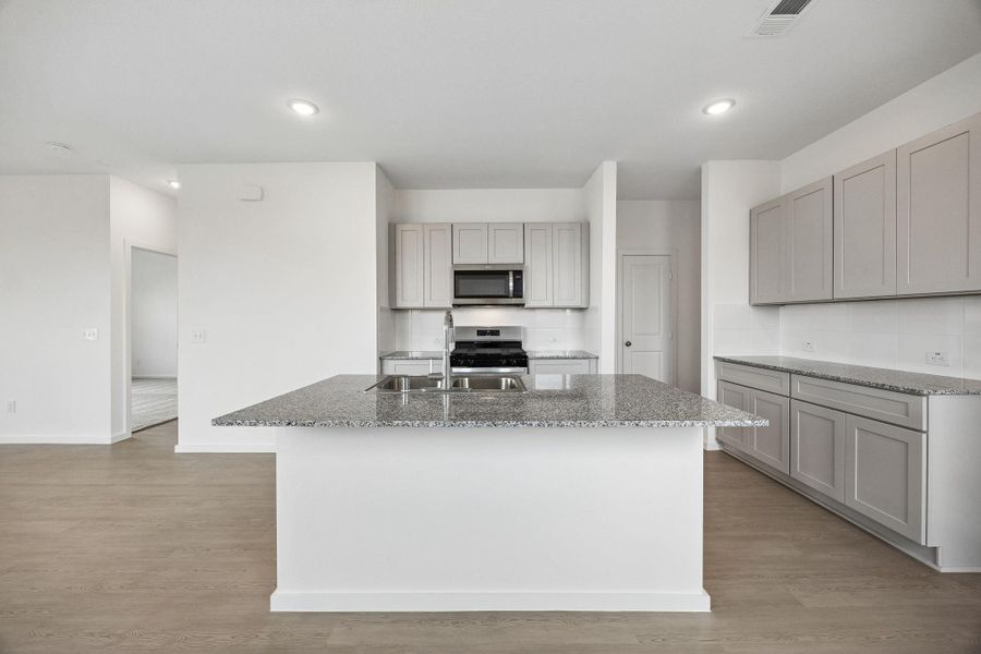 Furnished interior view inside a new home in River Ranch, Dayton (Image 10).
